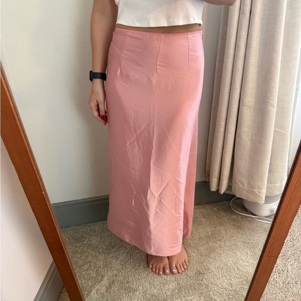 Elegant Vince Silk Pink Maxi Skirt